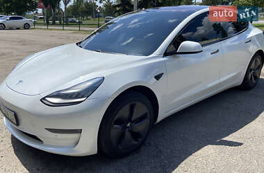 Седан Tesla Model 3 2018 в 
