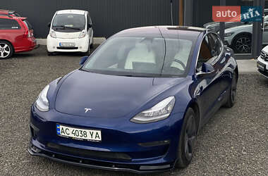 Tesla Model 3 2018 Tesla Model 3 2018
