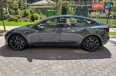 Седан Tesla Model 3 2018 в 