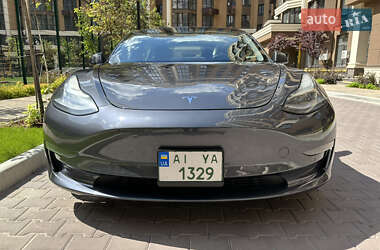 Седан Tesla Model 3 2018 в 