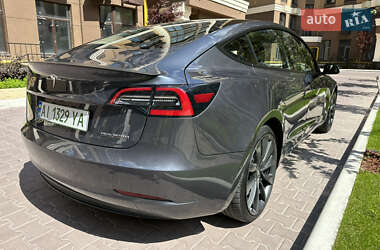 Седан Tesla Model 3 2018 в 
