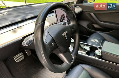 Седан Tesla Model 3 2018 в 