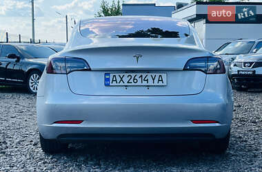 Седан Tesla Model 3 2018 в 