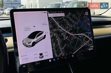 Седан Tesla Model 3 2018 в 