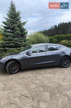 Седан Tesla Model 3 2018 в 