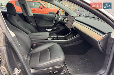 Седан Tesla Model 3 2018 в 