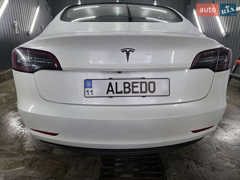 Седан Tesla Model 3 2019 в Киеве фото 5 Седан Tesla Model 3 2019 в Киеве