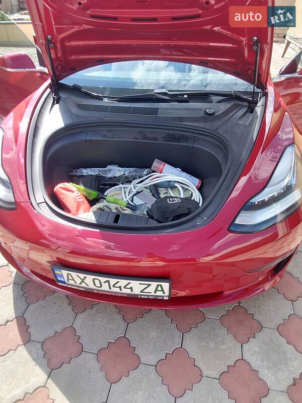 Седан Tesla Model 3 2019 в Харькове