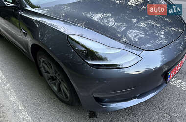 Седан Tesla Model 3 2023 в Полтаве