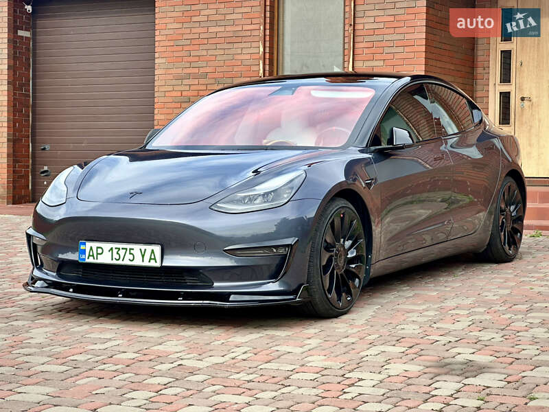 Tesla Model 3 2023