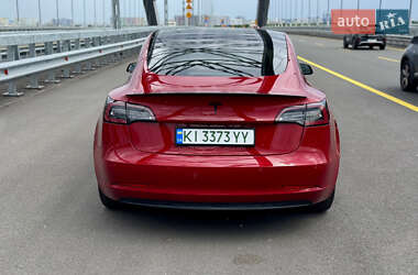 Седан Tesla Model 3 2019 в 