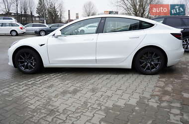 Седан Tesla Model 3 2018 в 