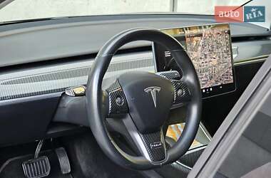 Седан Tesla Model 3 2019 в 