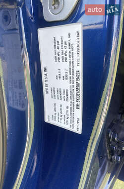 Седан Tesla Model 3 2019 в 