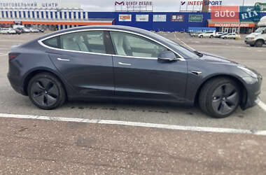 Седан Tesla Model 3 2018 в 