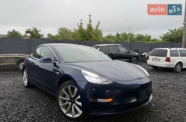 Tesla Model 3 2018