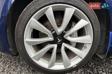 Седан Tesla Model 3 2018 в 