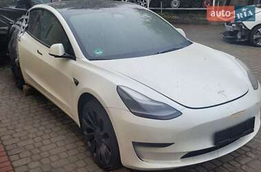 Седан Tesla Model 3 2022 в Львові