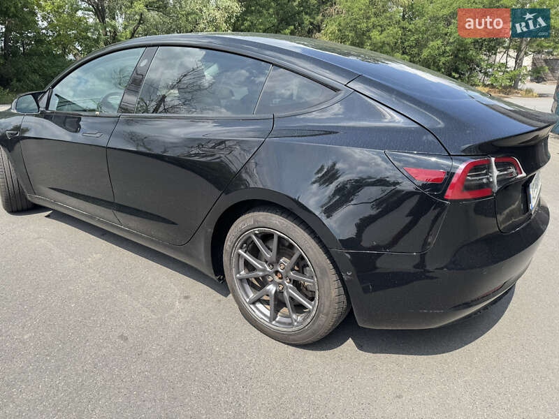 Седан Tesla Model 3 2019 в Днепре