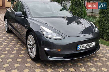 Седан Tesla Model 3 2022 в Києві