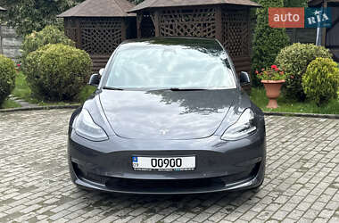 Седан Tesla Model 3 2021 в 