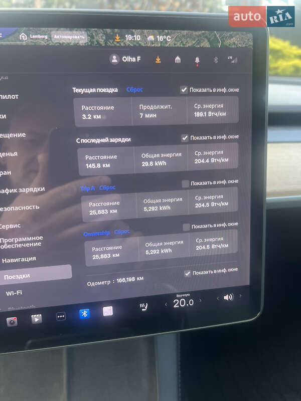Седан Tesla Model 3 2019 в Львове