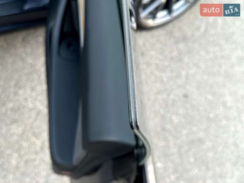 Седан Tesla Model 3 2021 в Києві