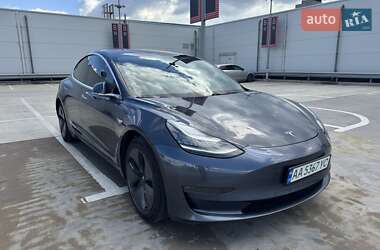 Tesla Model 3 2019