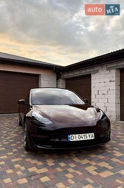 Tesla Model 3 2022