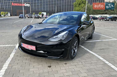 Седан Tesla Model 3 2022 в Луцке