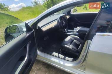 Седан Tesla Model 3 2018 в 