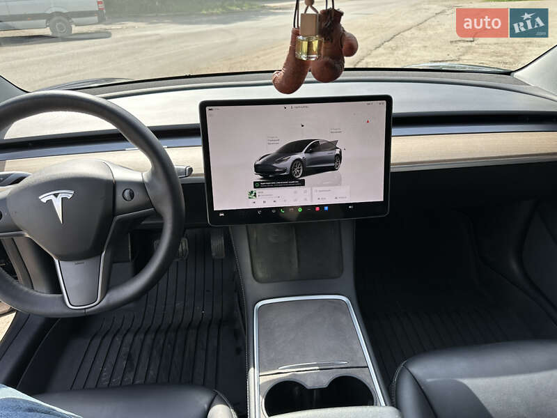 Седан Tesla Model 3 2022 в Сумах