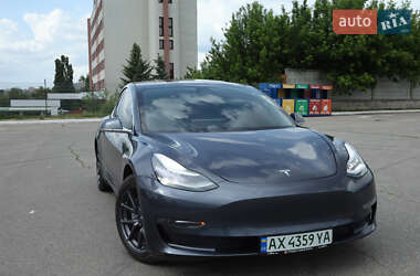 Седан Tesla Model 3 2020 в Харькове