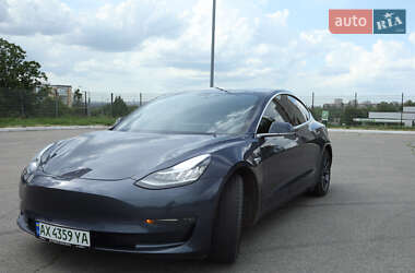 Седан Tesla Model 3 2020 в Харькове