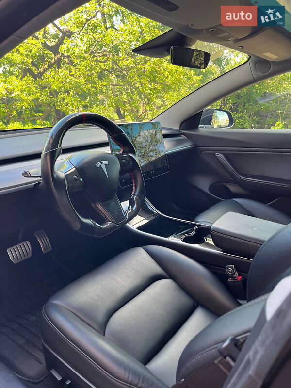Седан Tesla Model 3 2019 в Жмеринке фото 5 Седан Tesla Model 3 2019 в Жмеринке