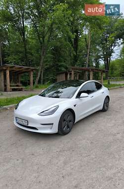 Седан Tesla Model 3 2021 в Бережанах