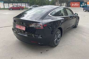 Седан Tesla Model 3 2020 в 