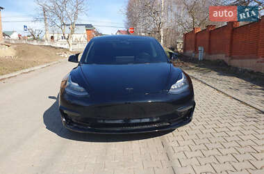Седан Tesla Model 3 2020 в 