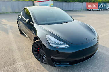 Tesla Model 3 2020