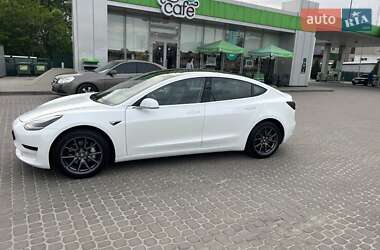 Седан Tesla Model 3 2019 в Солонці