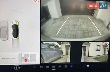 Седан Tesla Model 3 2019 в Солонці