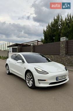 Седан Tesla Model 3 2019 в Білій Церкві