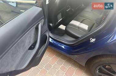 Седан Tesla Model 3 2018 в Киеве