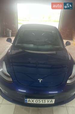 Седан Tesla Model 3 2017 в 