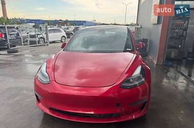 Седан Tesla Model 3 2022 в Львове