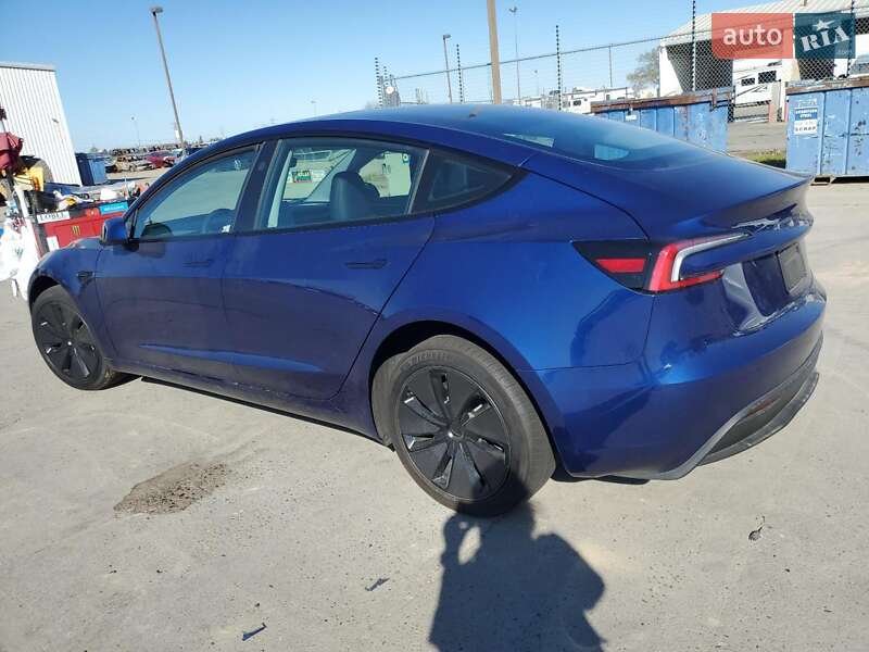 Седан Tesla Model 3 2024 в Киеве