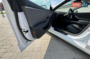 Седан Tesla Model 3 2024 в 