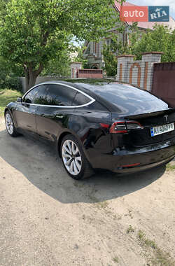 Седан Tesla Model 3 2019 в 