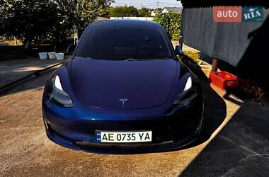 Седан Tesla Model 3 2021 в Днепре