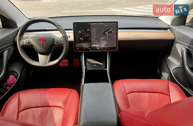 Седан Tesla Model 3 2019 в 